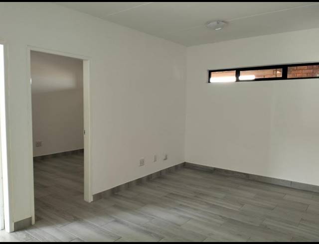 2 BEDROOM PROPERTY TO RENT IN ALBERTSDAL